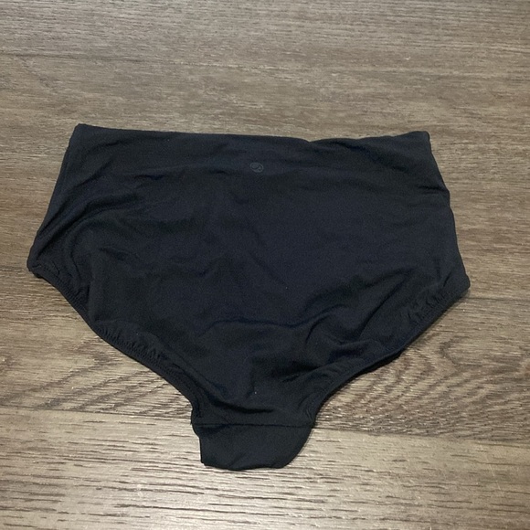 NWT CRZ YOGA High Waisted Black Medium Coverage Bikini Bottom | XS - Picture 4 of 6